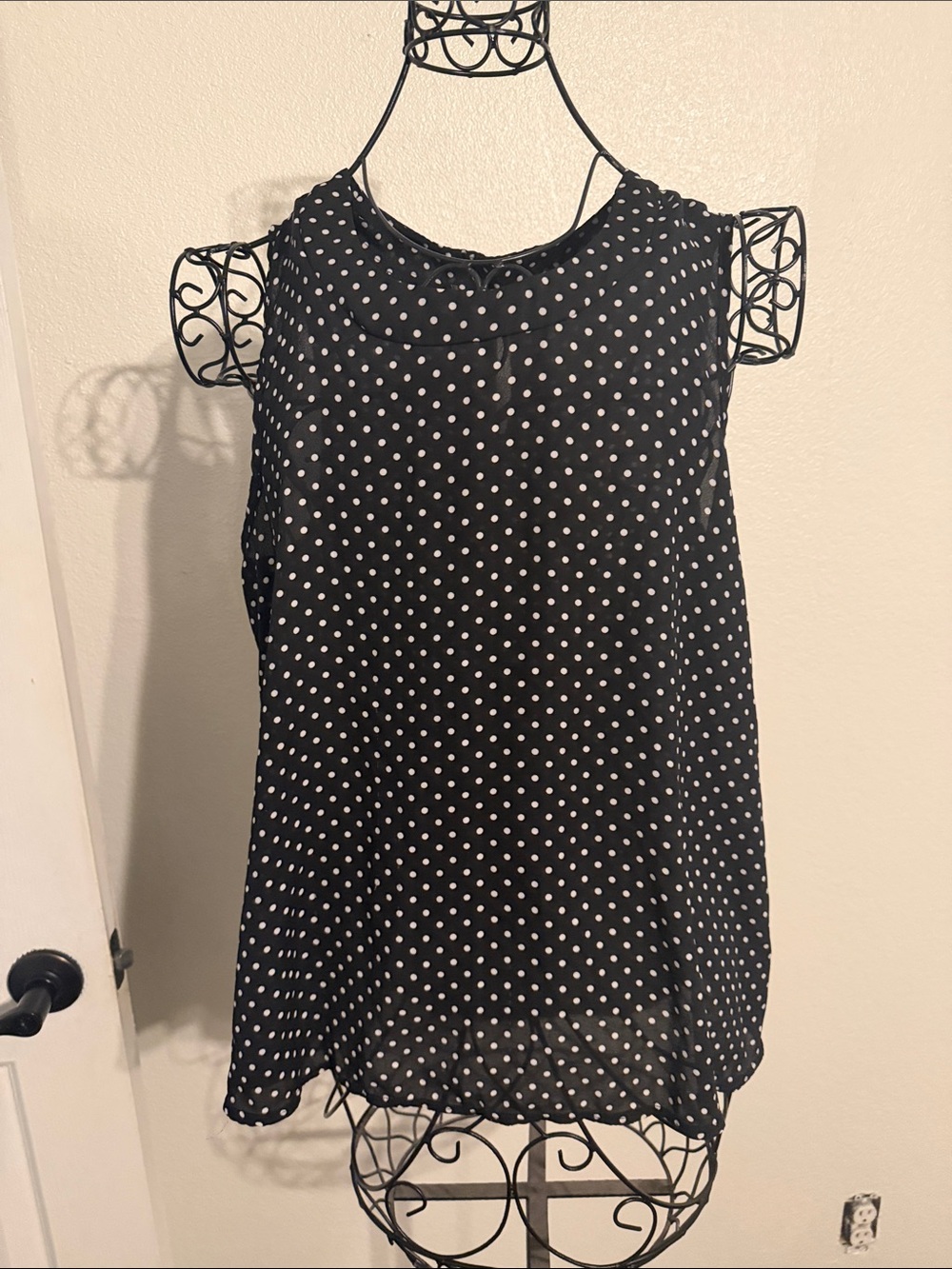 Women's Black Polka Dot Sleeveless Camisole